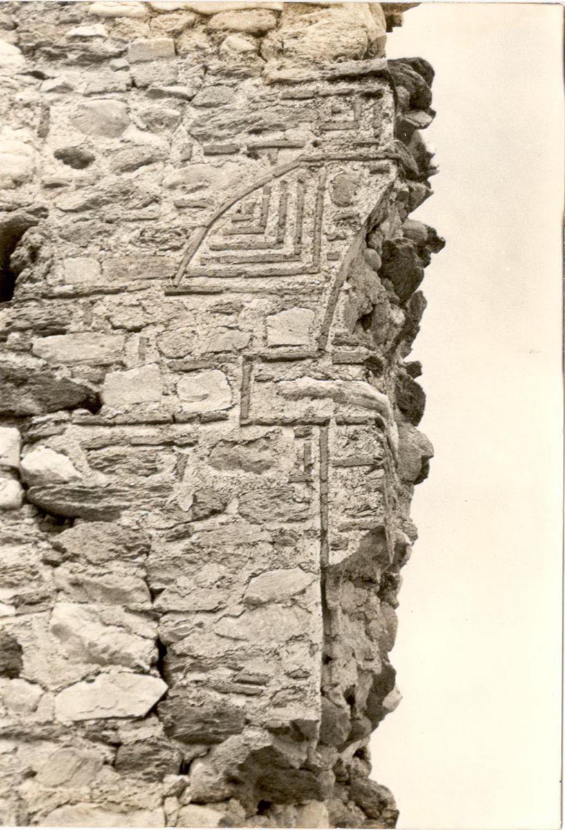 Έρευνα κεραμοπλαστικών επιγραφών - Βυζαντινός πύργος Ανδρονίκου